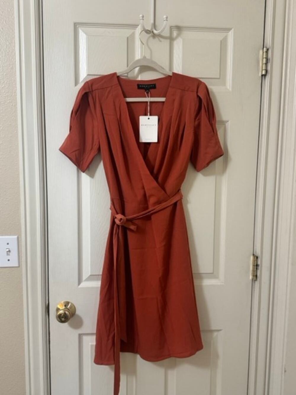 NWT Downeast Kaden Wrap Dress Small Rust Terracotta Burnt Orange Short Sleeve